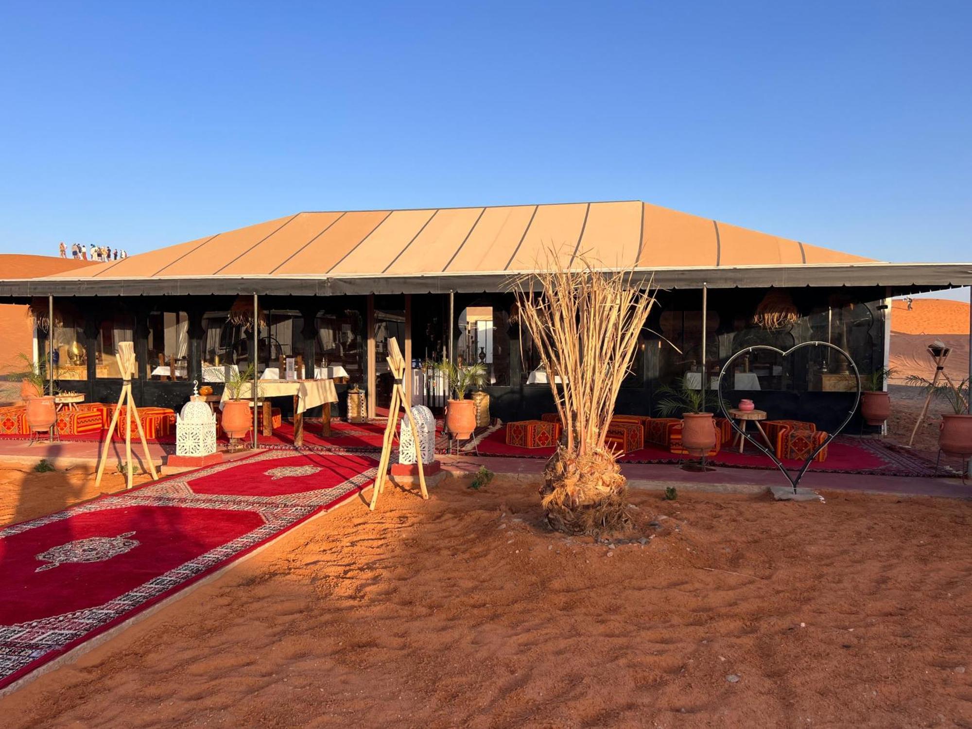 Aladdin Merzouga camp Esterno foto