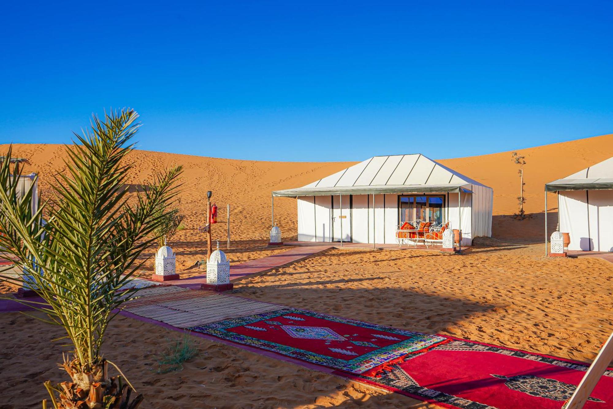 Aladdin Merzouga camp Esterno foto